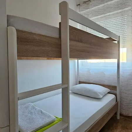 Sun And Fun - Happy Apartament *